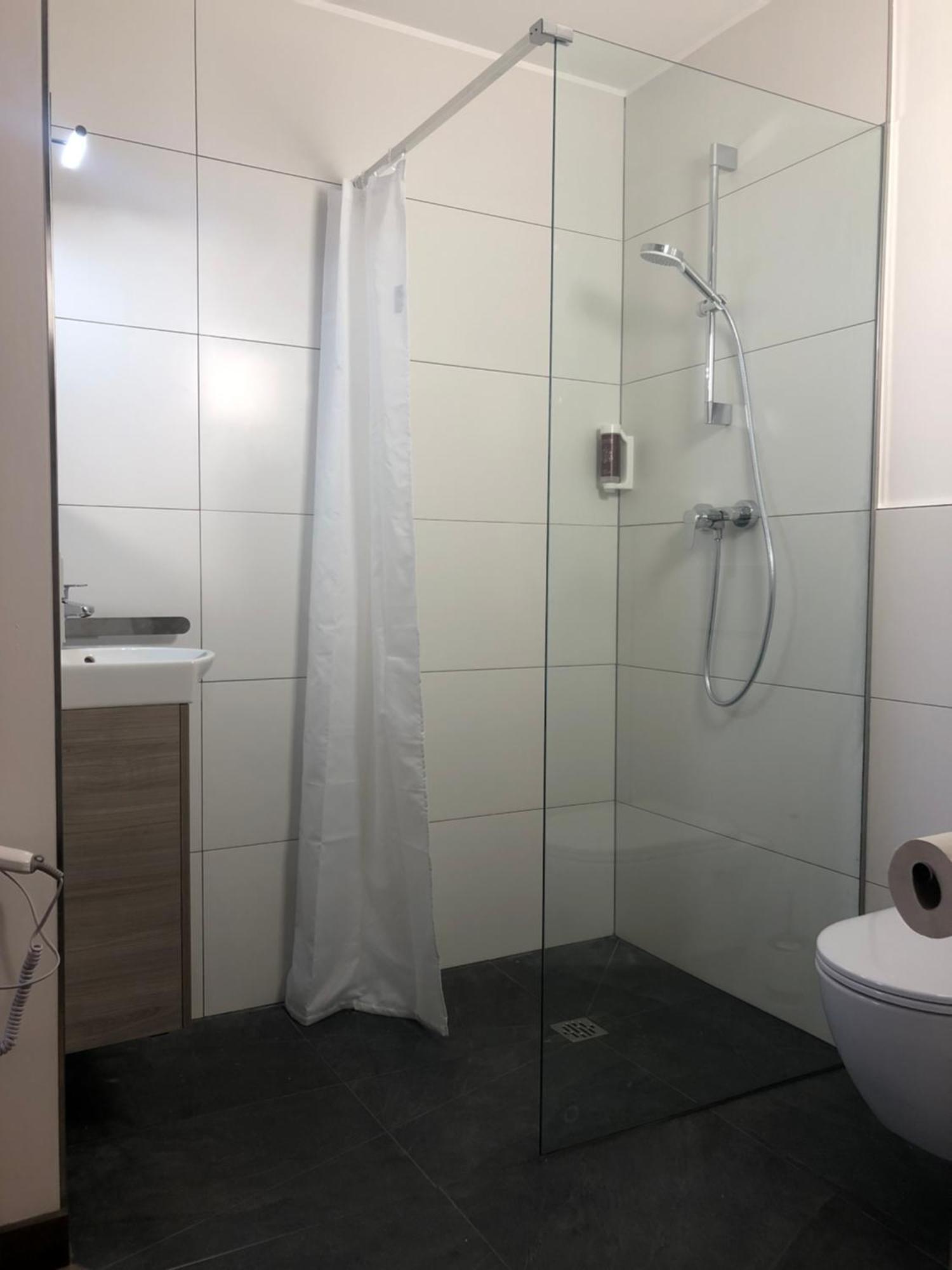 Hotel Kapelle 라돌프젤암보덴시 외부 사진